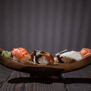 Platouri servire sushi